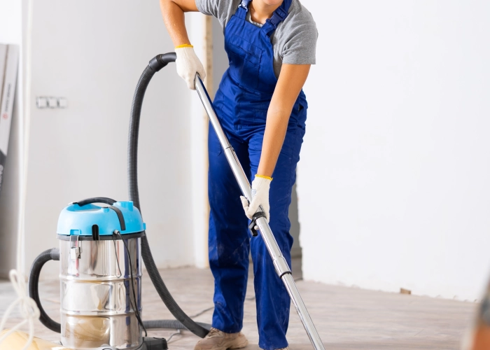 Limpieza de zonas comunes de edificios en Valladolid 47001